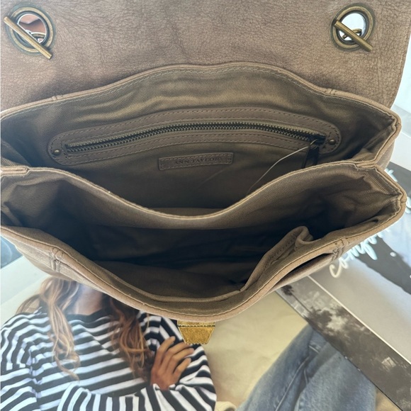 New - Ann Taylor Taupe real suede Leather Shoulder Bag - Picture 3 of 10